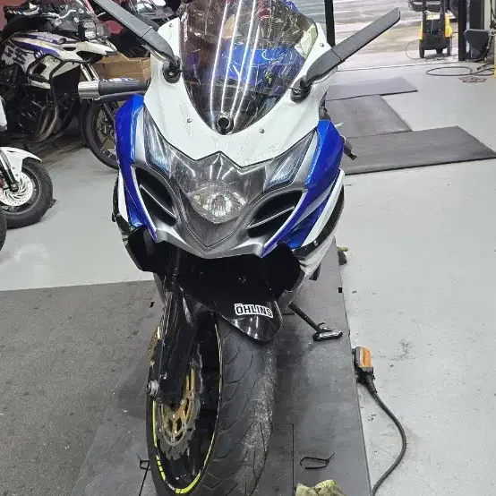 스즈끼 gsx r1000 쿨거래