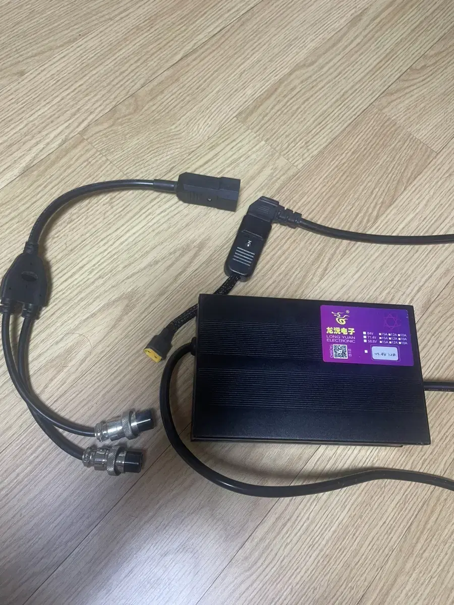 84v (만충95.4v) 미니가변 급속충전기