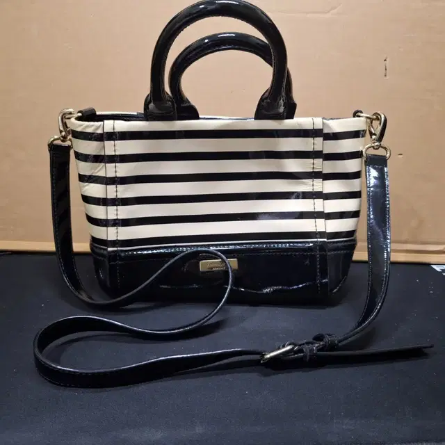 케이트 스페이드 가방 kate spade Gigi Chelsea Park