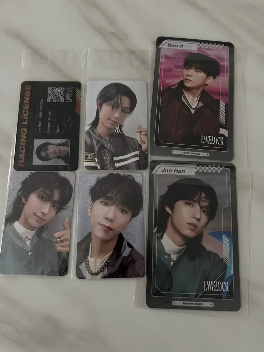 Xdiz Xdinary Heroes LiveLock Gunil jun han photocard