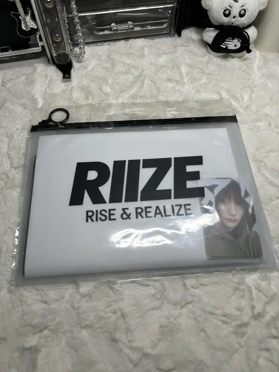 Rize pop up slogan chanyoung full set WTS