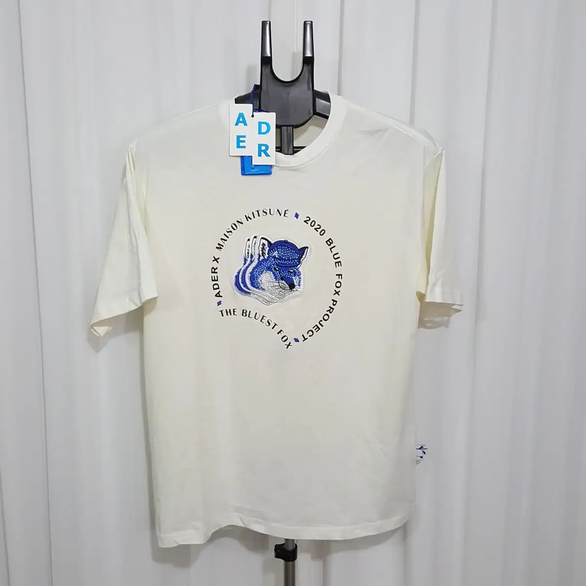 New Arrivals Maison Kitsune X Arthur Errors Triple Fox Short Sleeve T-Shirt A2 Oilcloth