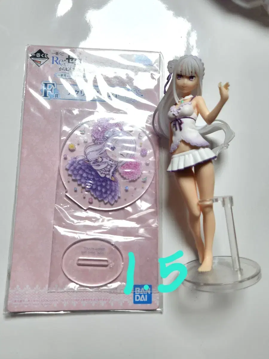 [ Lizero ] Emilia Figures Acrylic Stand for Sale