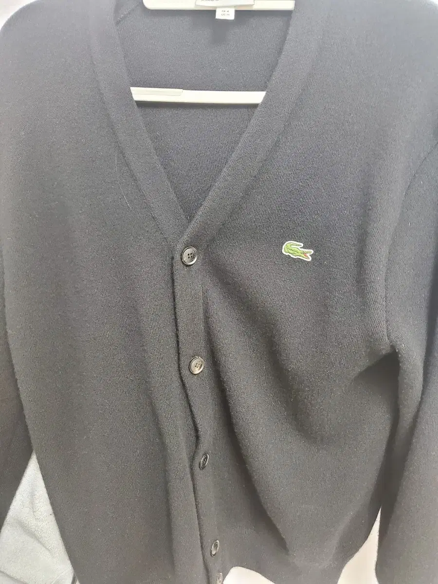 (Genuine) (Brand New) Lacoste Cardigan Men's M(100)