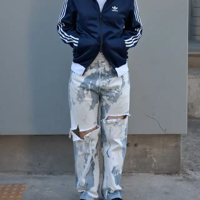 80s levis 501 bleached denim pants