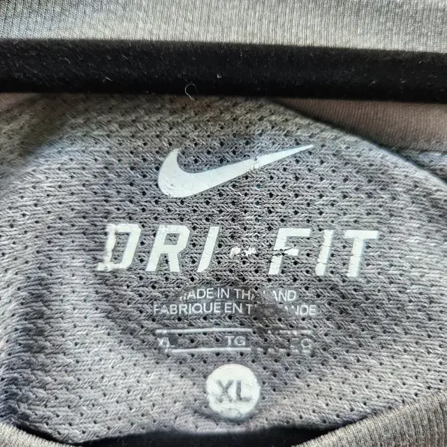 NIKE 바르샤 트레이닝 티셔츠 XL