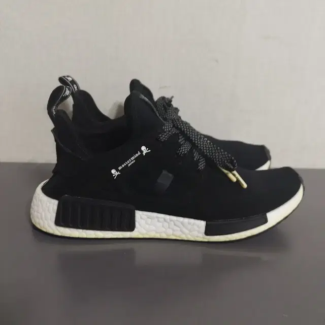 260mm 아디다스 x 마스터마인드 NMD XR1