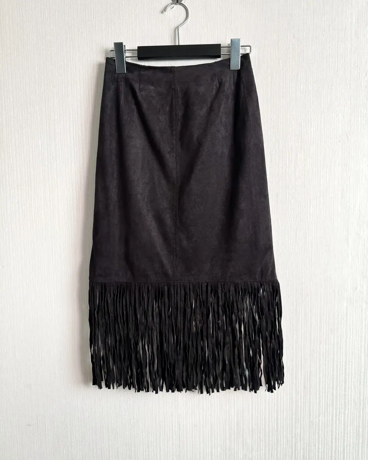 Western mood fringe midi skirt