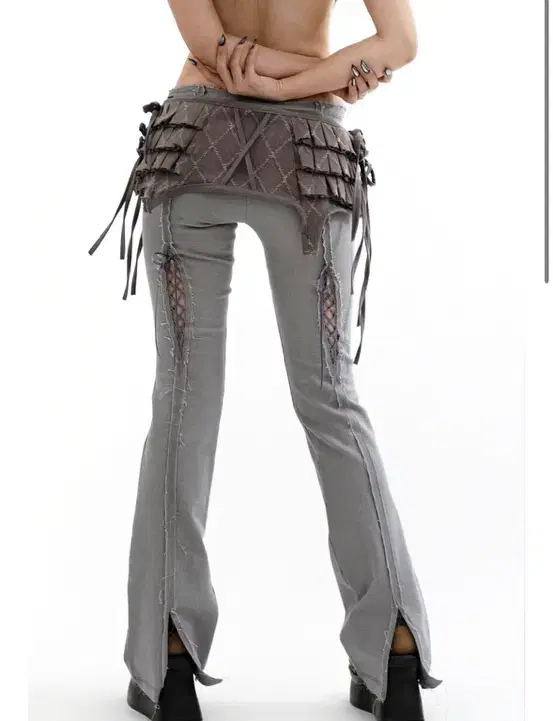 (새상품)갱영 gangyoung grey laceup pants