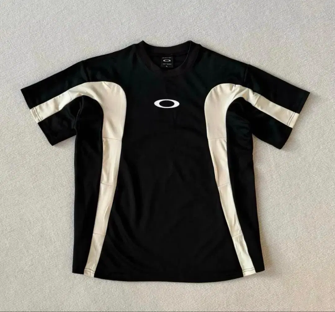 OAKLEY GENUINE SOFTWARE tshirt