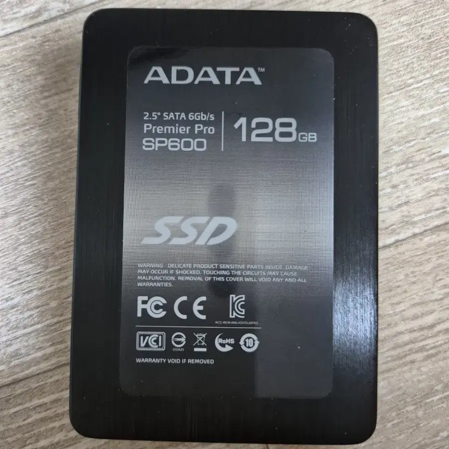 ADATA SDD128GB팝니다.