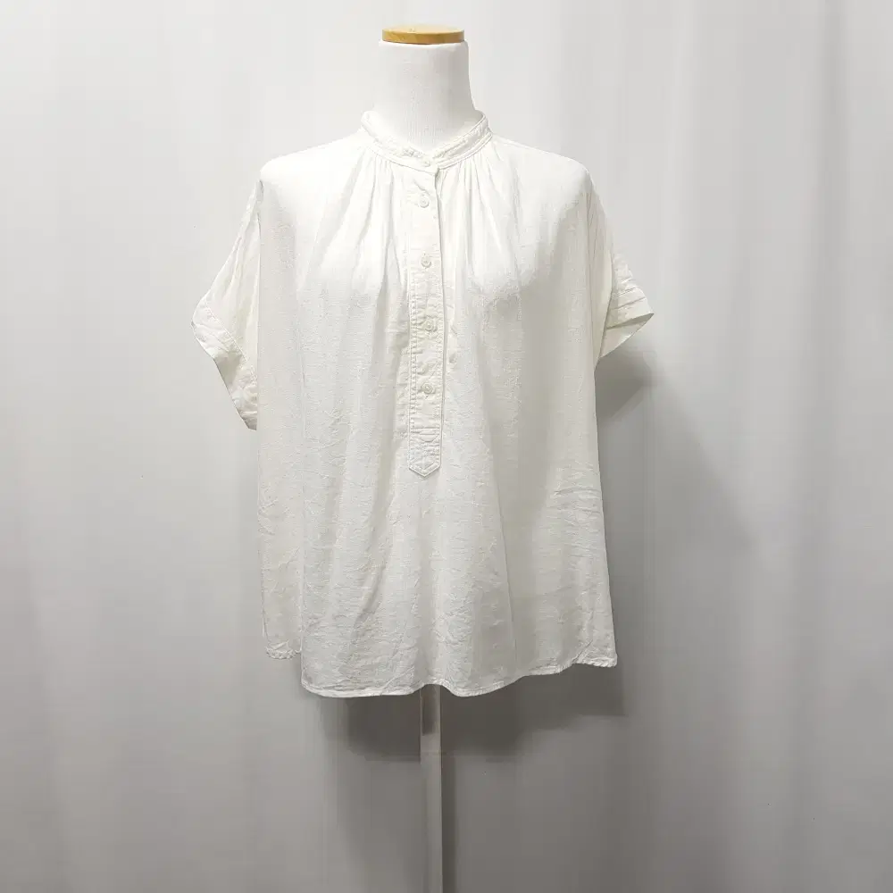 Uniqlo Henry Neck Loose Fit Boxy Linen Short Sleeve Blouse WL E469