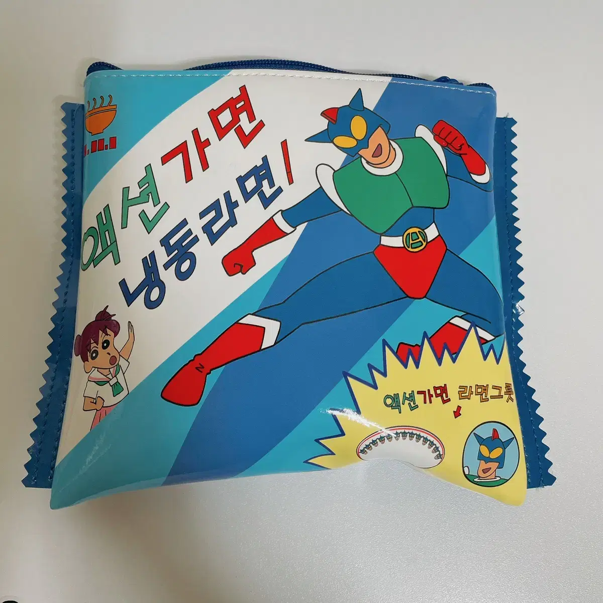 짱구 액션가면 냉동라면 파우치