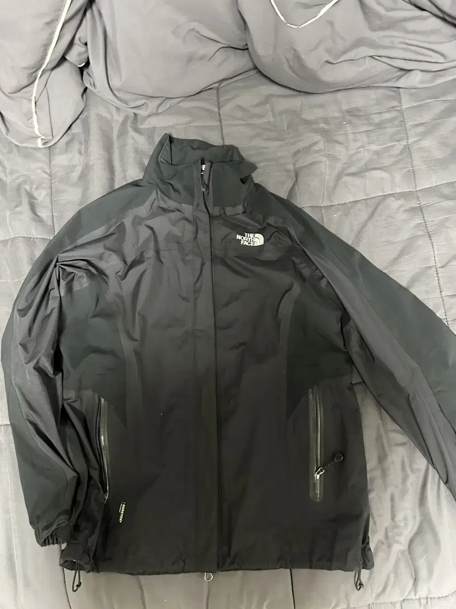 The North Face Gore-Tex 95 M for sale.