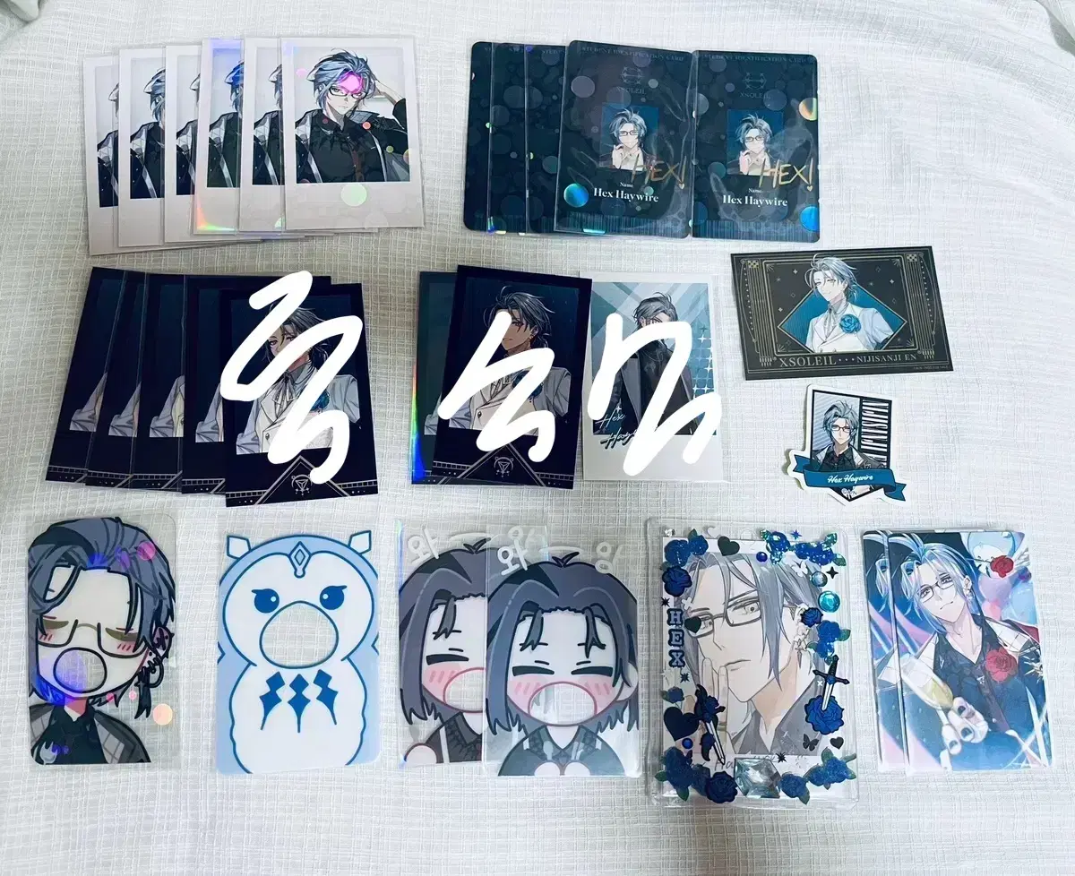 I sell NIJISANJI exolay goods.