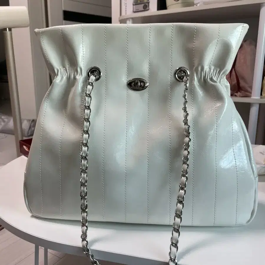 카디널 레드 Rappy bag white