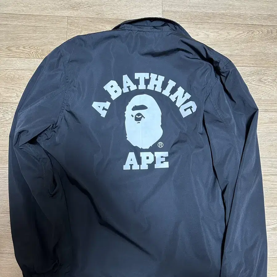 베이프(BAPE) 코튼 자켓 판매합니다.