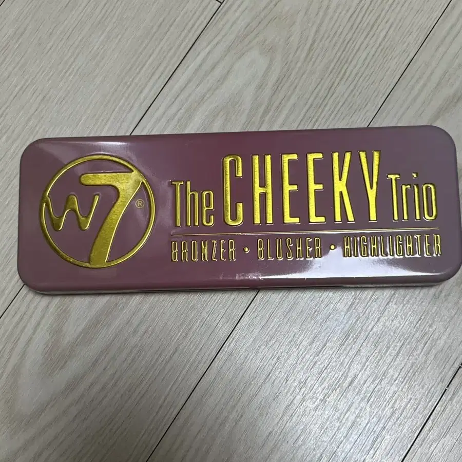 W7 the cheeky trio 브론즈 블러셔 하니라이터