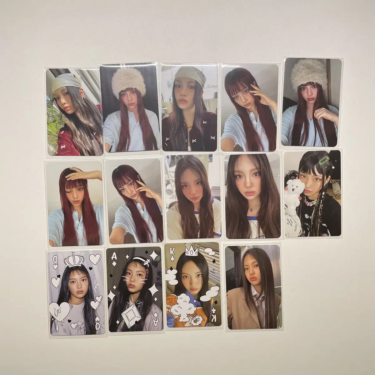 New Jeans hyein photocard sell HouseTweet seasons greetings OMG Attitude