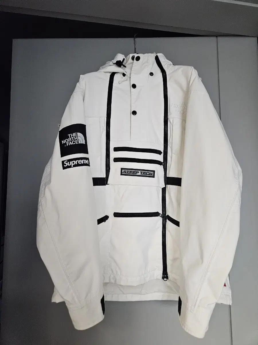 [Genuine]Supreme The North Face ZipTech Jacket White Size M