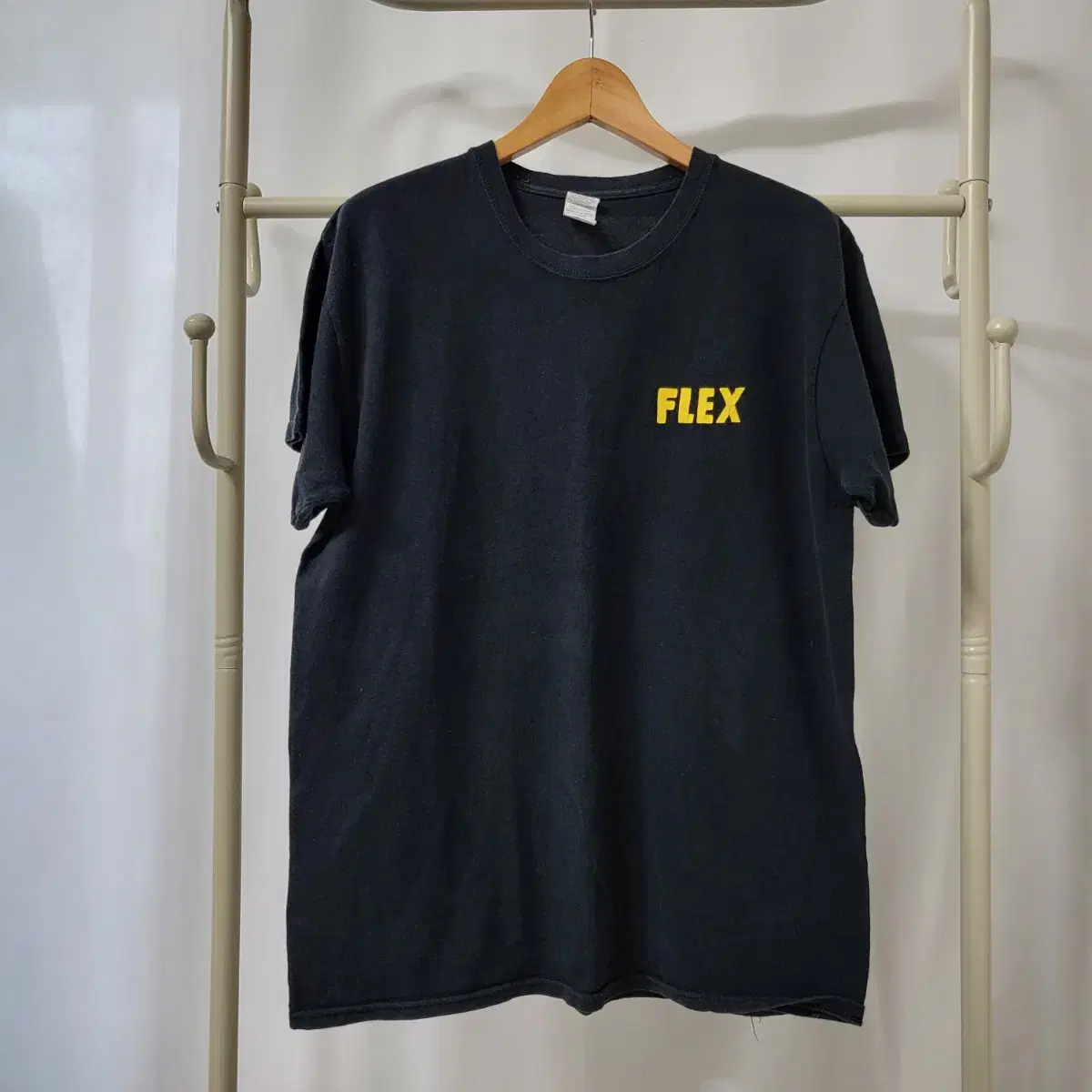 A929 [L] Saltta Flex Short Sleeve T-Shirt