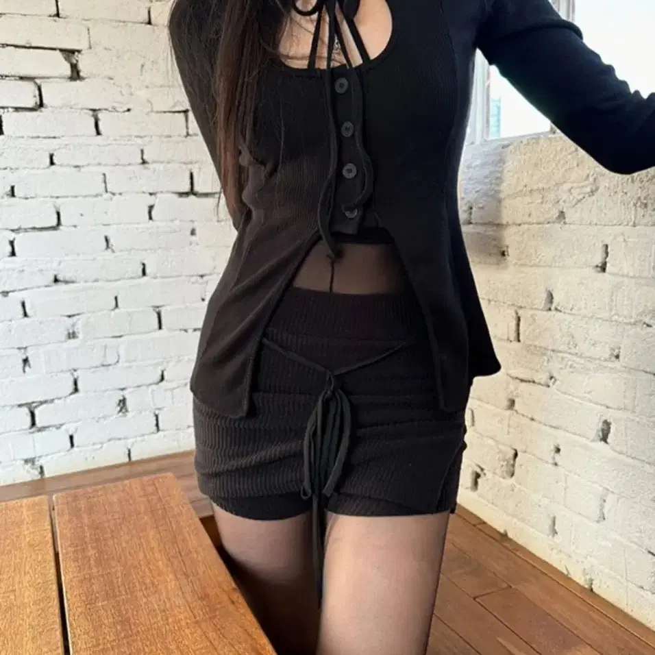 르에브 Loar button slit top