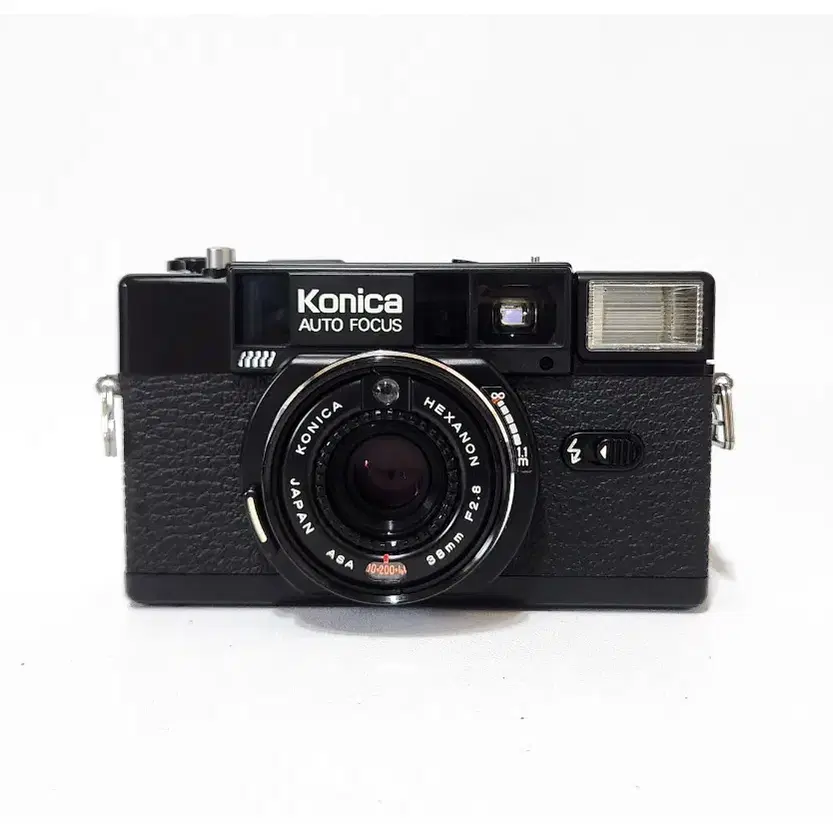 코니카. KONICA C35 AF2 필카. 정상작동.