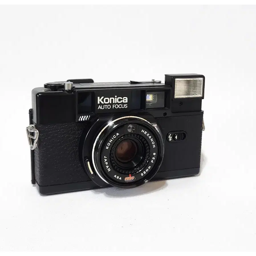 코니카. KONICA C35 AF2 필카. 정상작동.