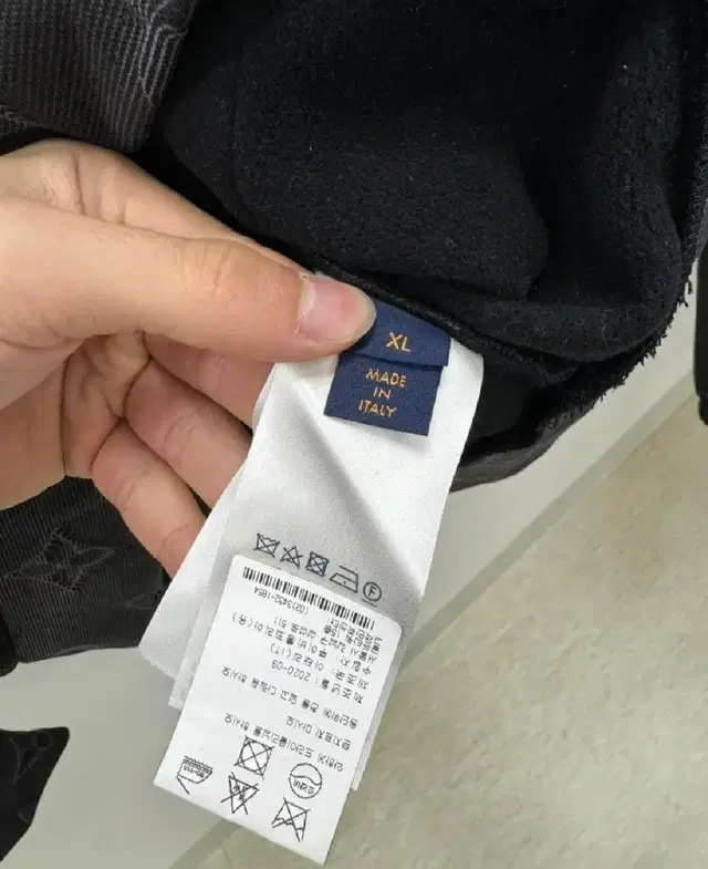 XL 루이비통 2054 후드티160만원