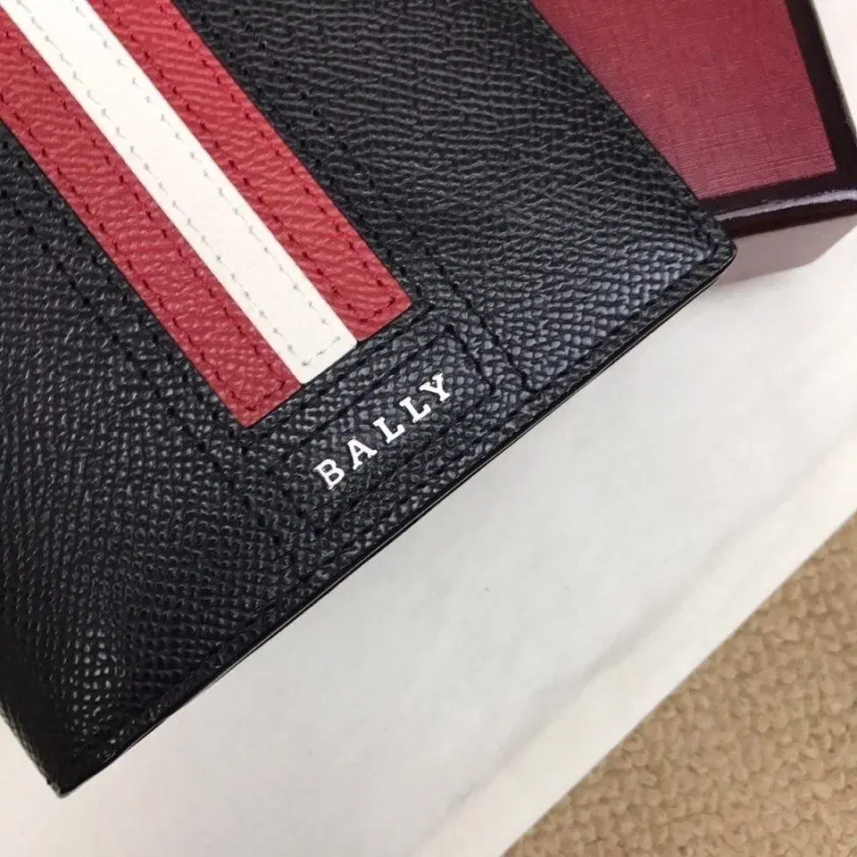 BALLY 반지갑