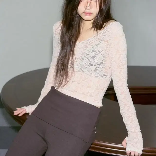 플리즈노팔로우 Hazel Flower Lace Top