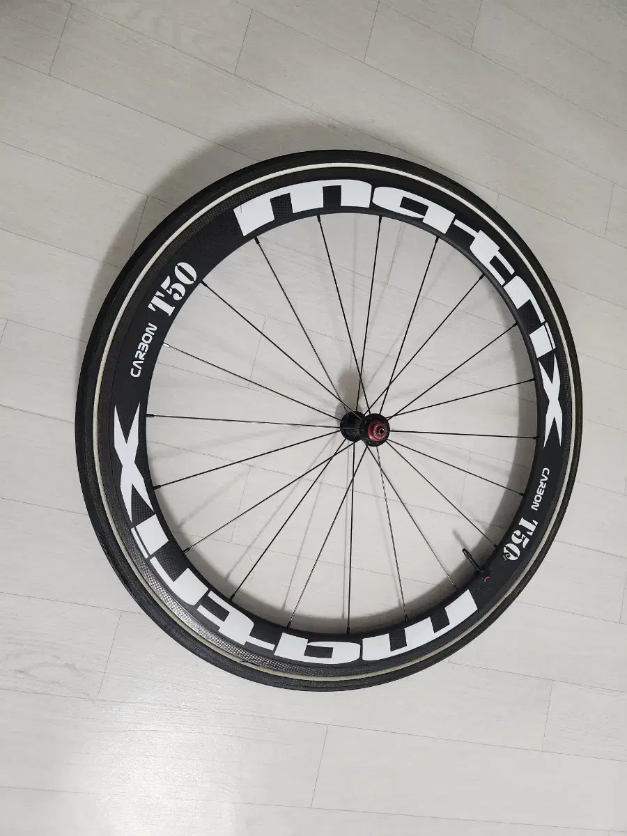 Carbon wheelset