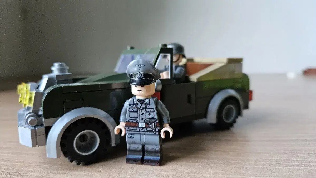 Military LEGO Military Vehicle (Staff Car)