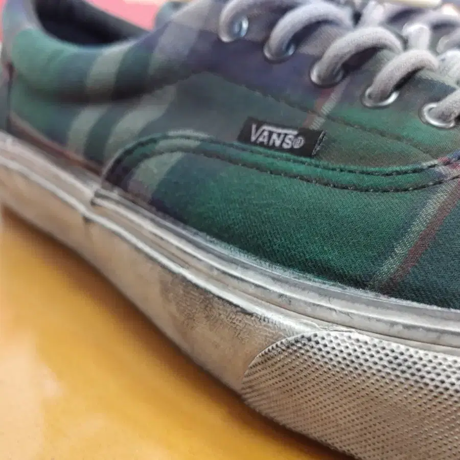 반스 vans era 에라 체크무늬 빈티지버전 280사이즈