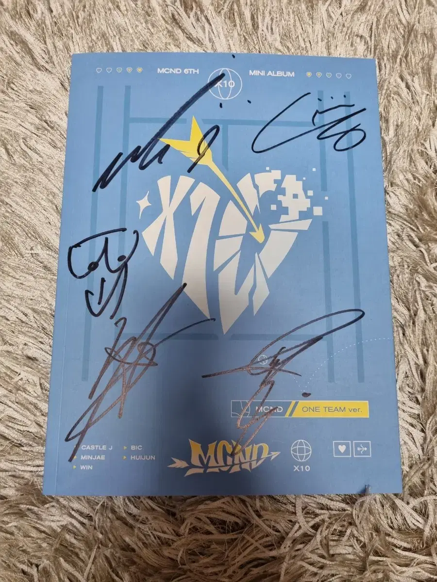 MCND 6th 6집 엠씨엔디 친필 sign signature 비매 album photocard kpop