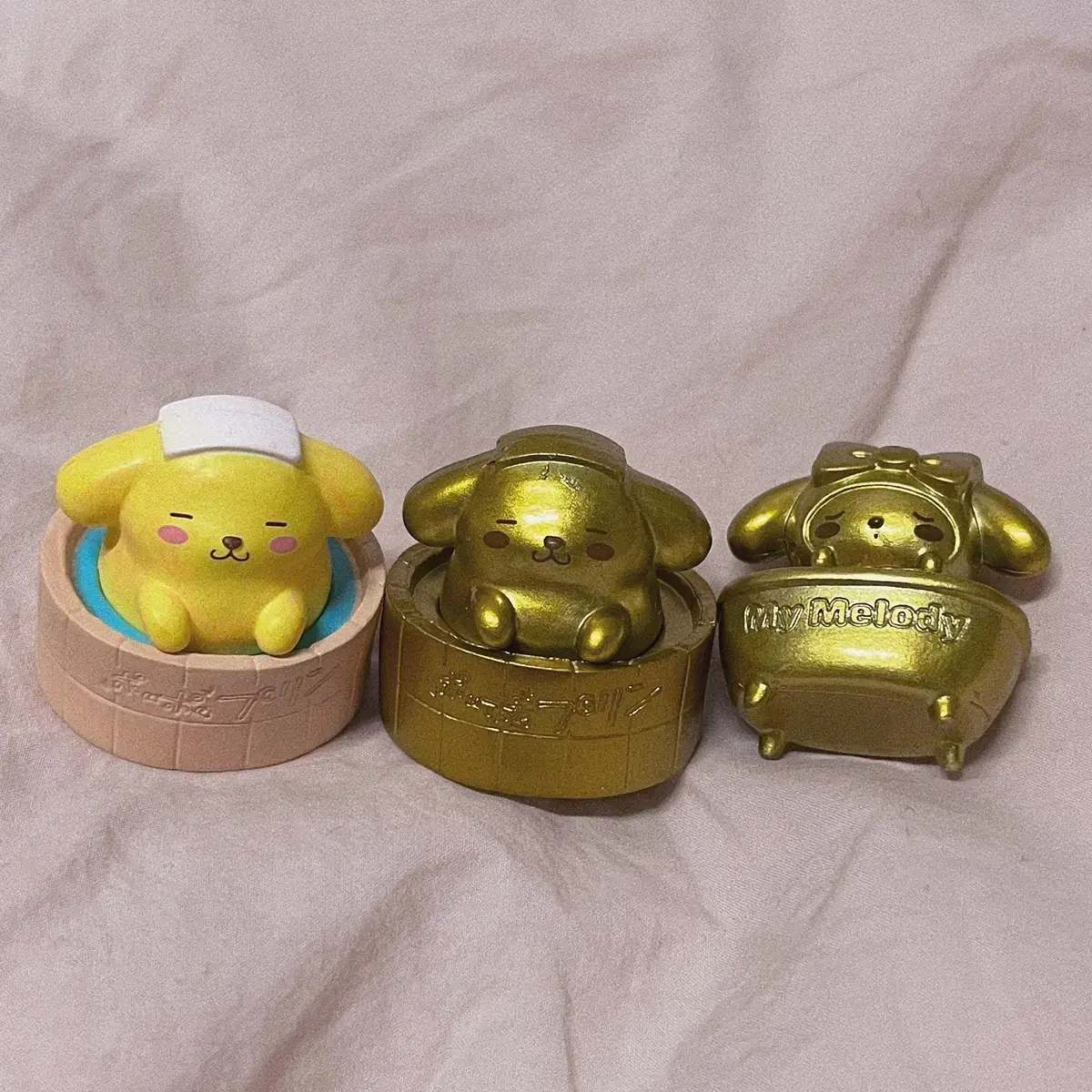 Sanrio Classical Hot Spring Bathtub Bath Bomb Figures Pompompurin Maimelodi Gacha