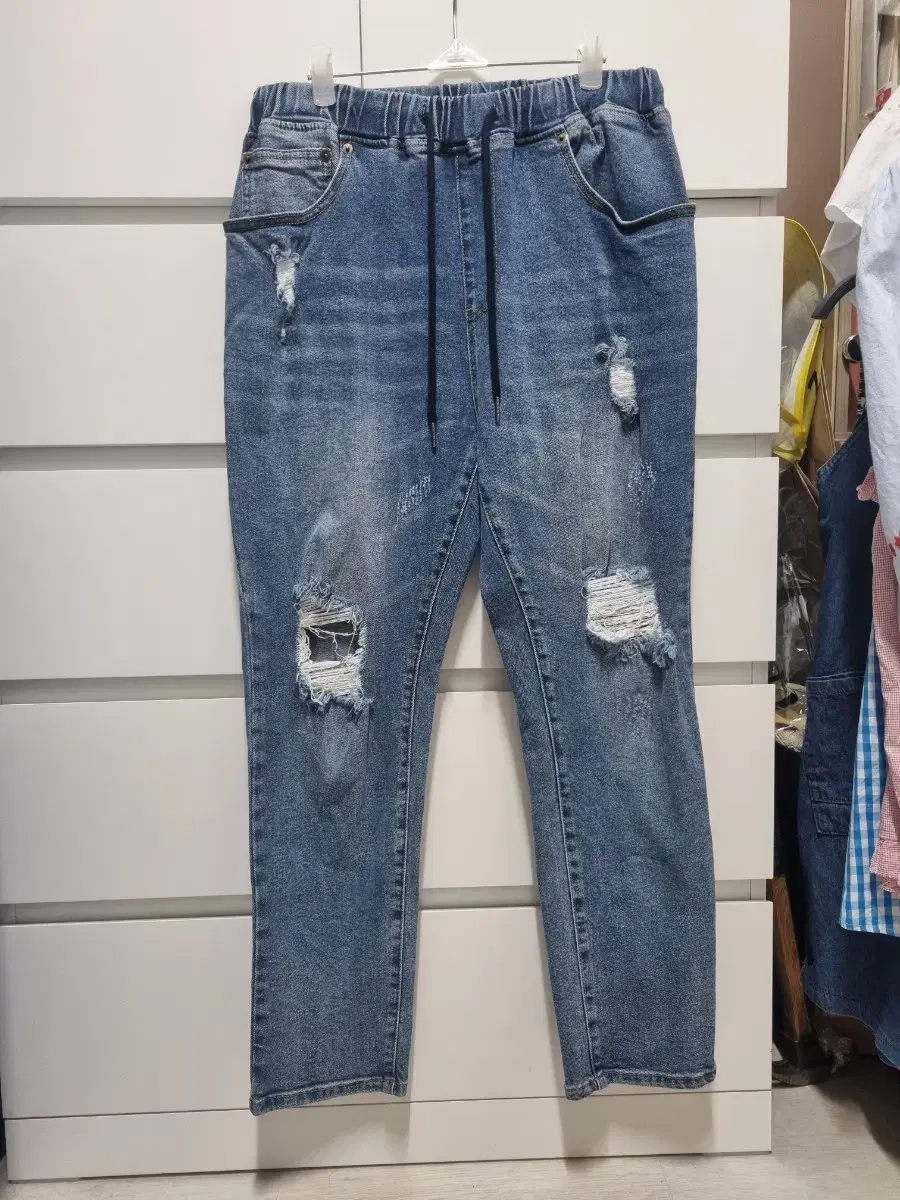 Ripped jeans with waistband in jin blue size 32