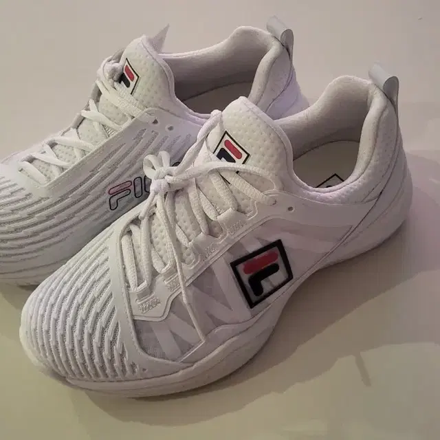 FILA 스피드서브 255 판매