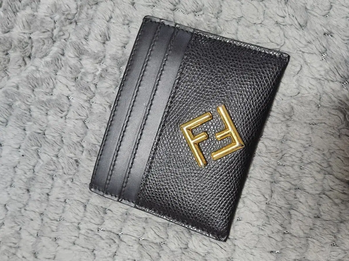 Fendi Kard Wallet