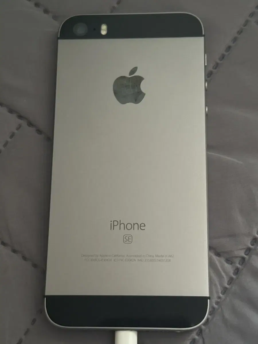 iPhone SE1 64G Space Gray