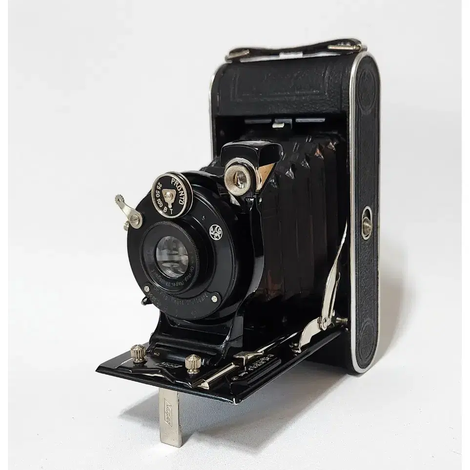 Nagel Vollenda Folding Camera. 독일.120mm