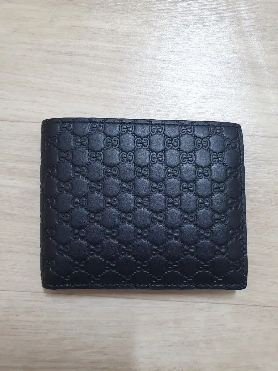 Gucci Microsima Men's Bifold Wallet sell.