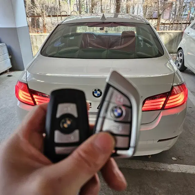 BMW E바디 F바디 자동차키에서 G바디 칼키형 스마트키로 개조 제작