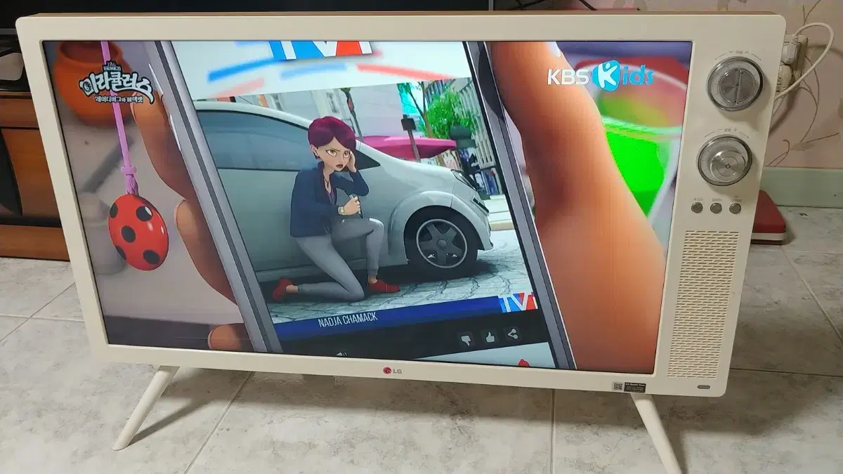 LG 32인치 풀hd클래식tv