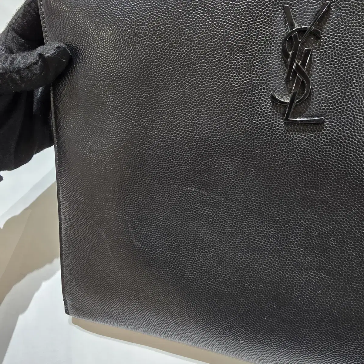 [중고명품럭스올]생로랑 YSL 모노그램 태블릿 블랙 클러치백 453249