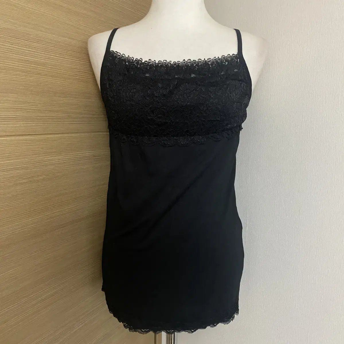 Japan Vintage Black Lace Sleeveless T-Shirt