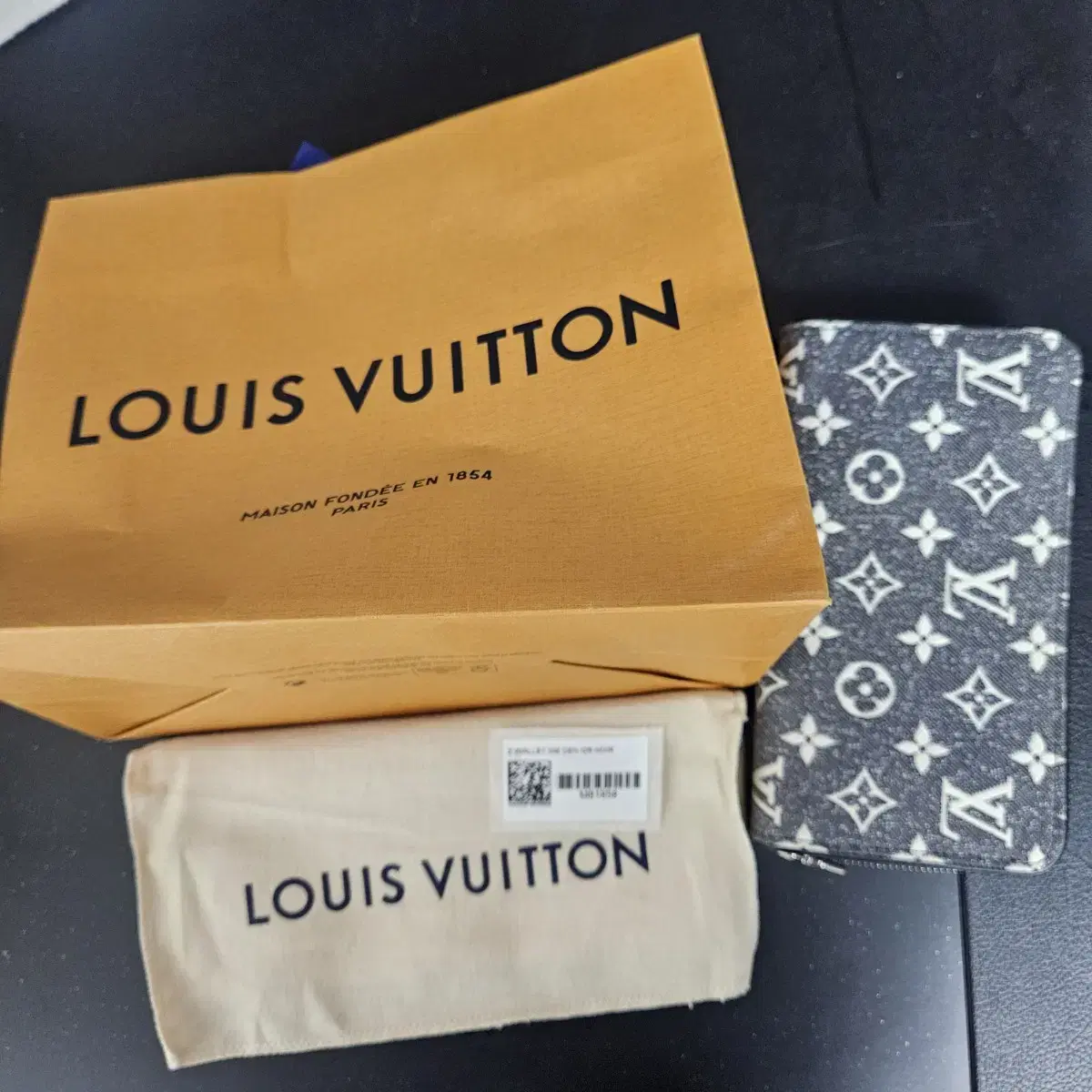 Louis Vuitton Denim Zippy Wallet Louis Vuitton Wallet