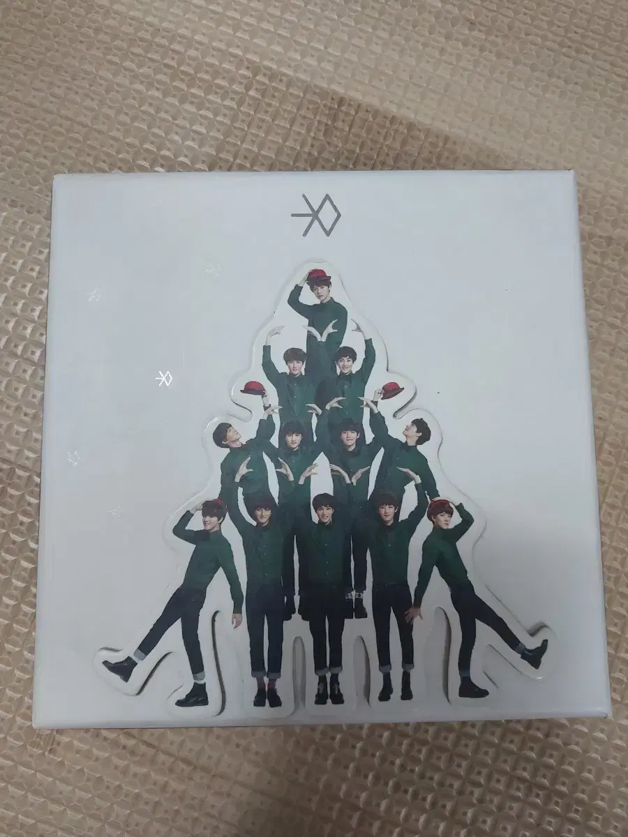 EXO December Miracle sign l