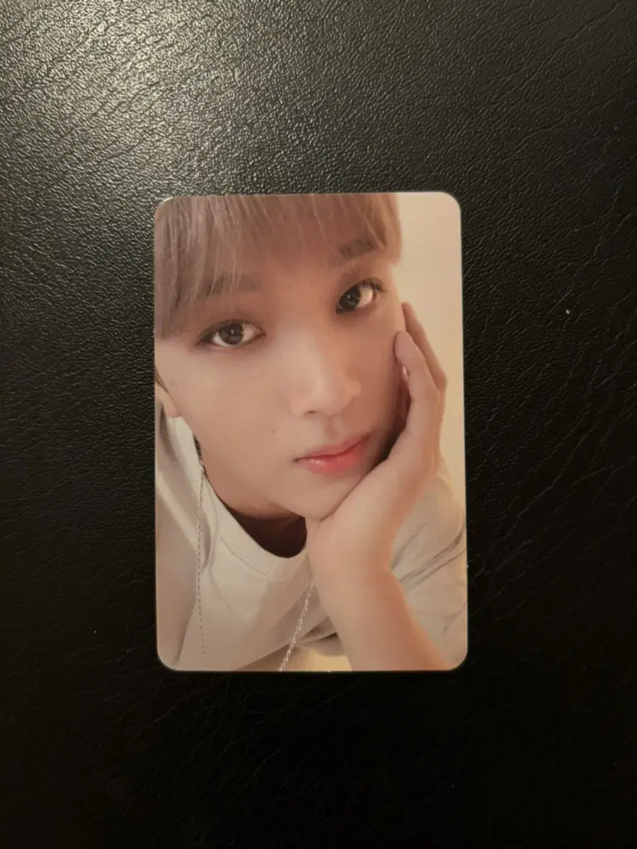 Weeboom haechan photocard WTS