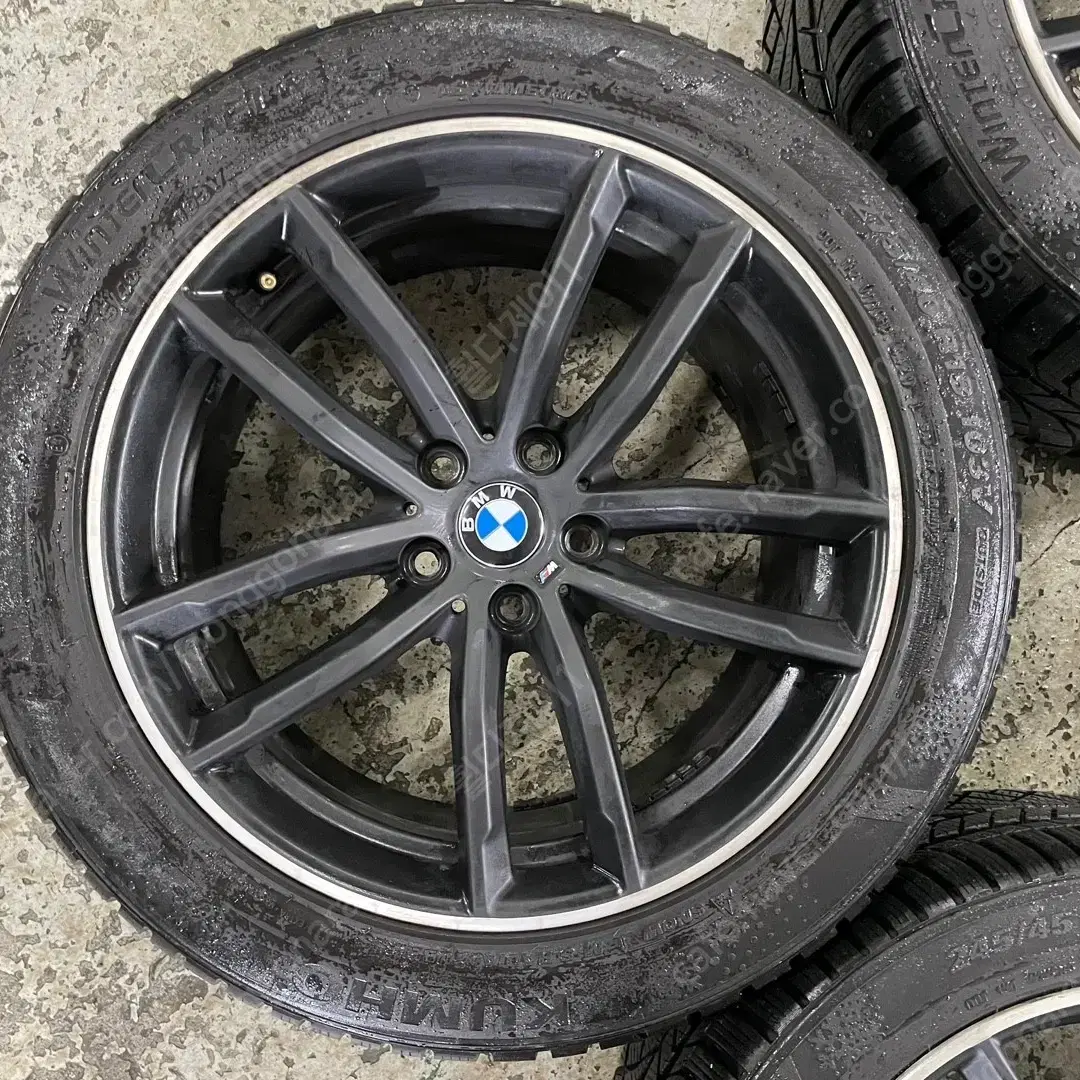 BMW G30 662M 정품 18인치 휠타이어 판매